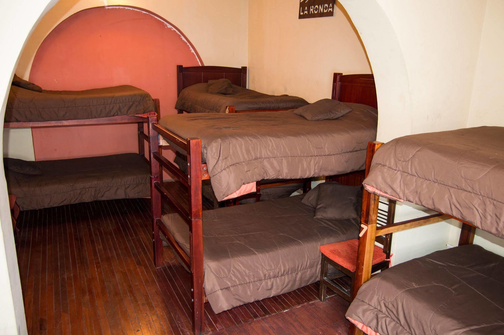 Hostel Discovery Quito Puembo Exterior foto